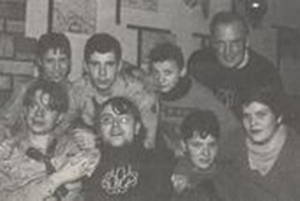 Gut drauf: Die Mitarbeiterinnen und Mitarbeiter des VCP beim Abschiedswochenende in Altwarp