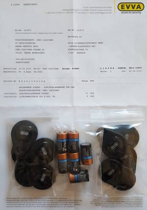 „Schlüsselanhänger“ und Batterien: Spende der EVVA Sicherheitstechnik GmbH aus Krefeld