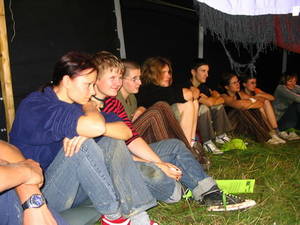 ... Abschlussgottesdienst am Sonntag in der Kirchen-Jurte